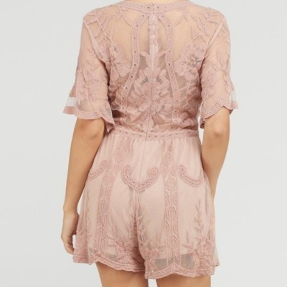 ❗️Two Left❗️NWT Mauve Lace Romper - Picture 3 of 3